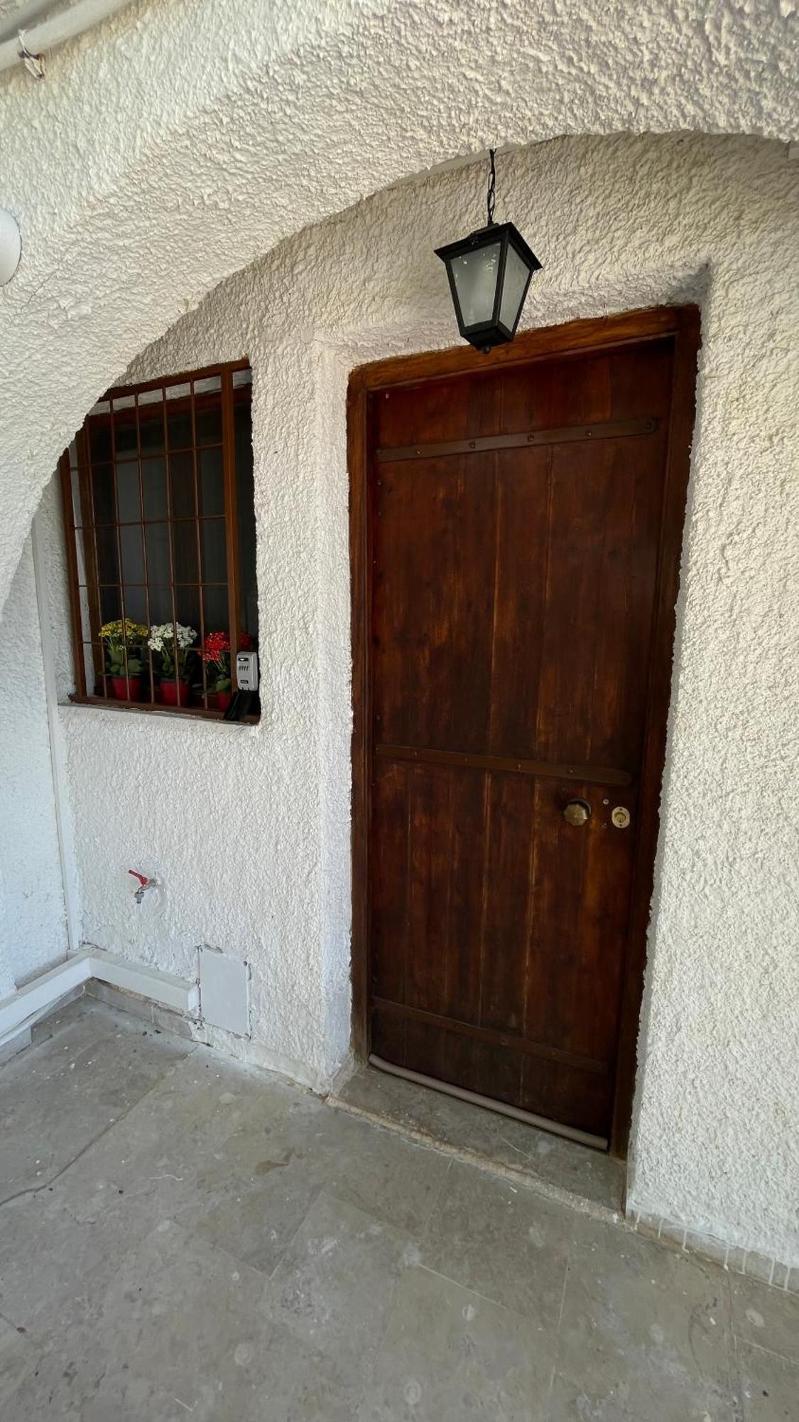 Zenso Studios Tolón Exterior foto