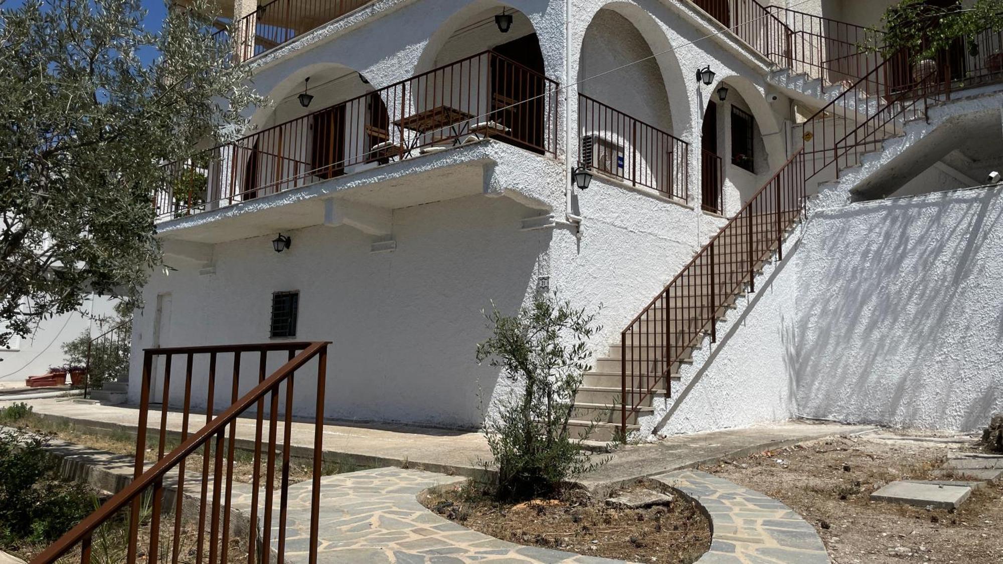 Zenso Studios Tolón Exterior foto